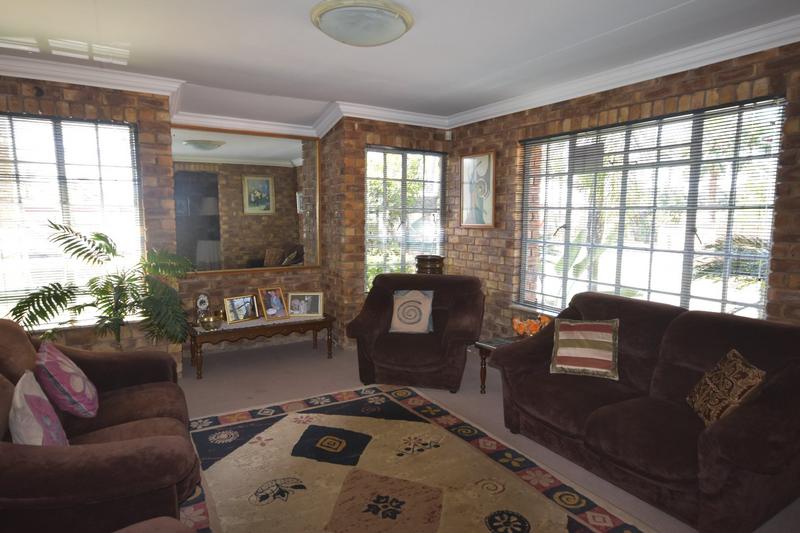 5 Bedroom Property for Sale in Montana Park Gauteng