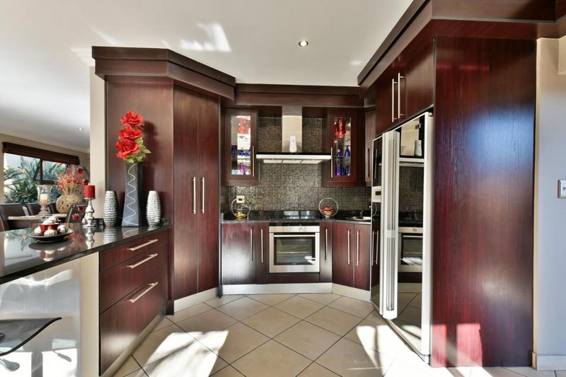 4 Bedroom Property for Sale in Bassonia Rock Gauteng