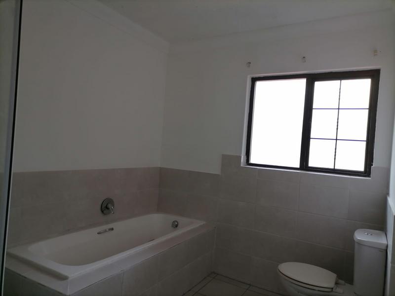 To Let 1 Bedroom Property for Rent in Erand Gardens Gauteng
