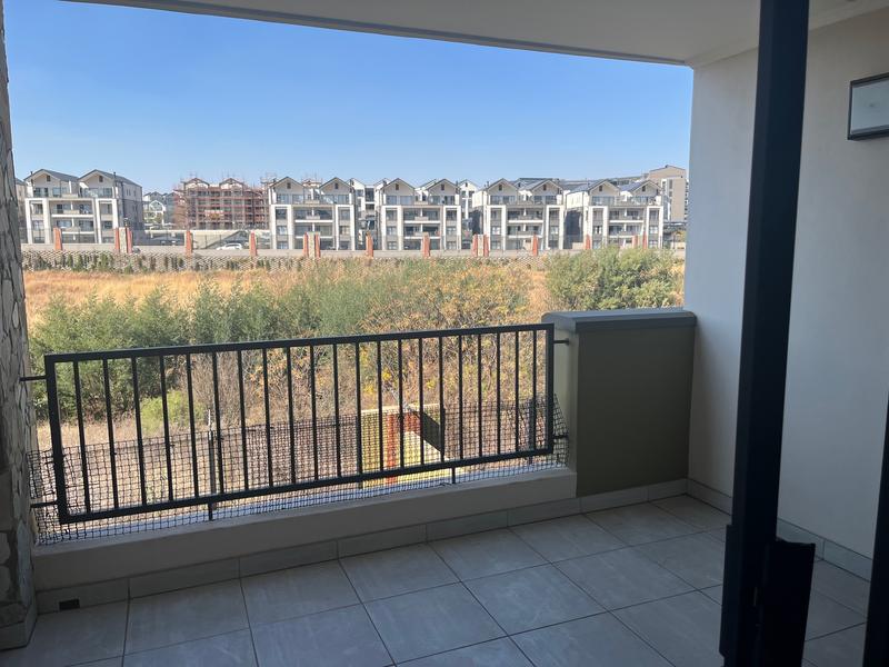 To Let 3 Bedroom Property for Rent in Waterfall Gauteng