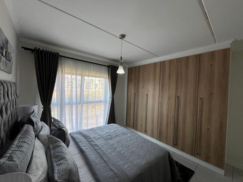 To Let 3 Bedroom Property for Rent in Waterfall Gauteng