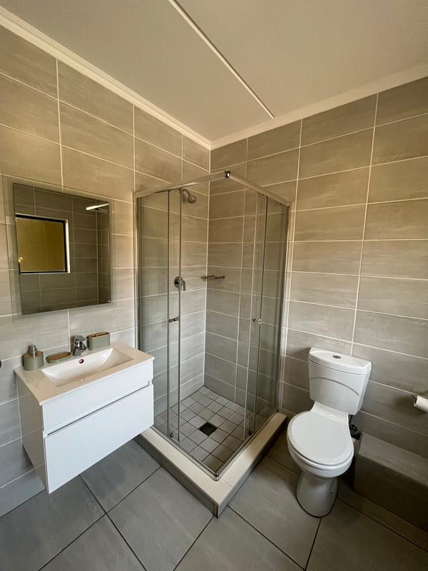 To Let 3 Bedroom Property for Rent in Waterfall Gauteng