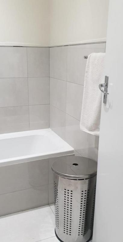 To Let 3 Bedroom Property for Rent in Bruma Gauteng
