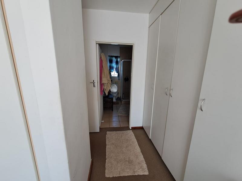 To Let 2 Bedroom Property for Rent in Glen Lauriston Gauteng