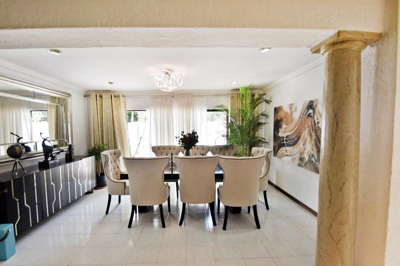 To Let 4 Bedroom Property for Rent in Sandown Gauteng