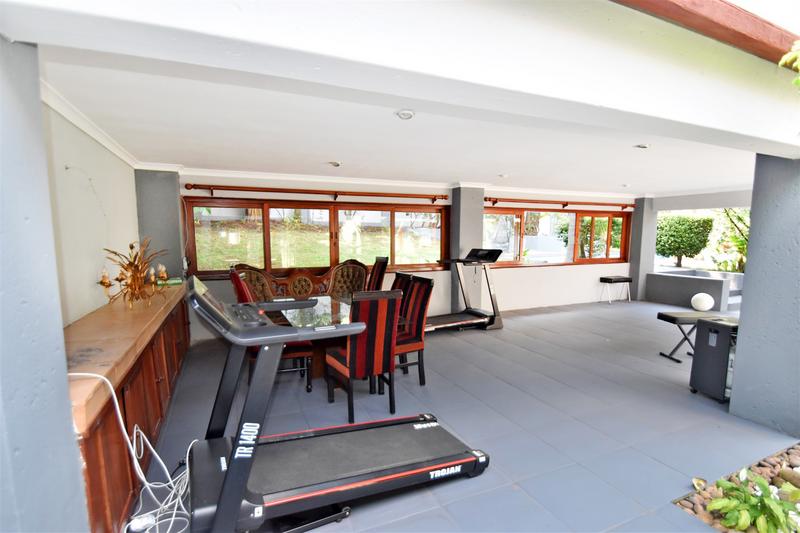 To Let 4 Bedroom Property for Rent in Sandown Gauteng