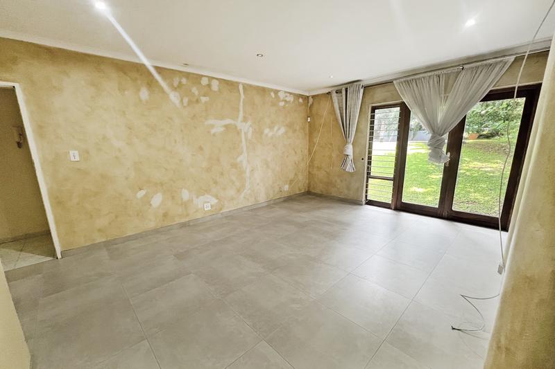 To Let 4 Bedroom Property for Rent in Sandown Gauteng