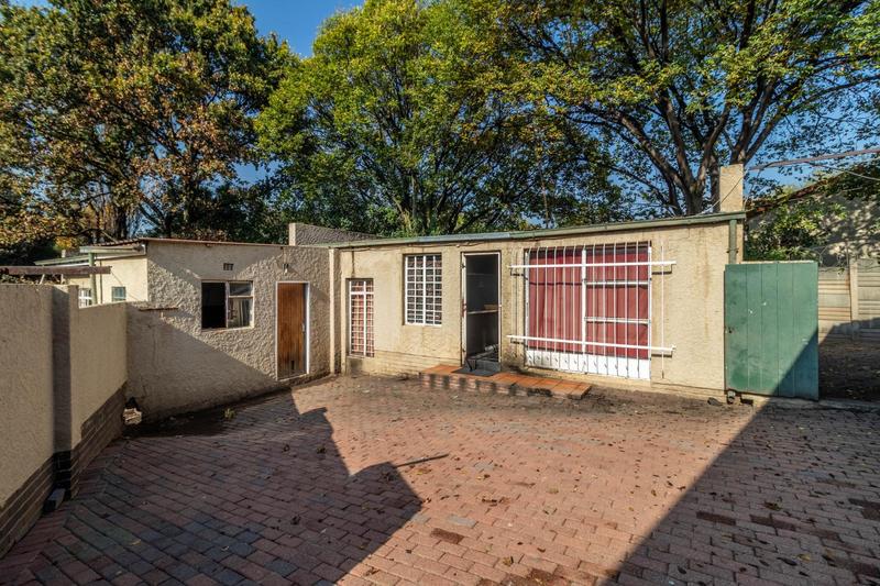 To Let 4 Bedroom Property for Rent in Rembrandt Park Gauteng