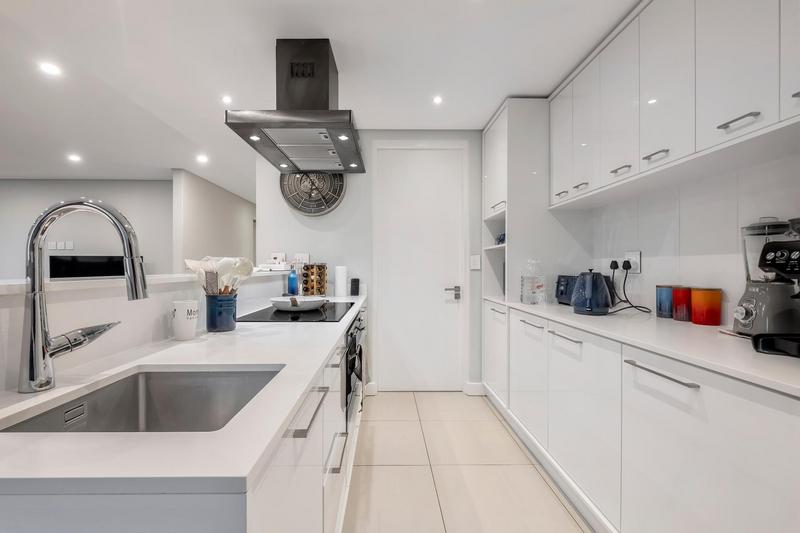 3 Bedroom Property for Sale in Rosebank Gauteng