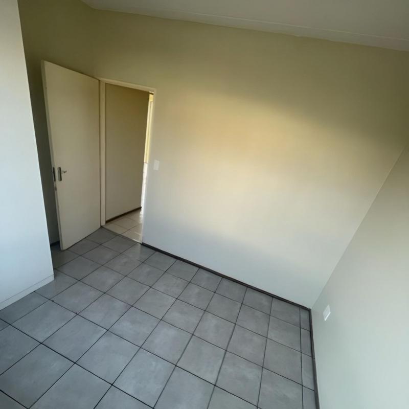To Let 2 Bedroom Property for Rent in Parkrand Gauteng