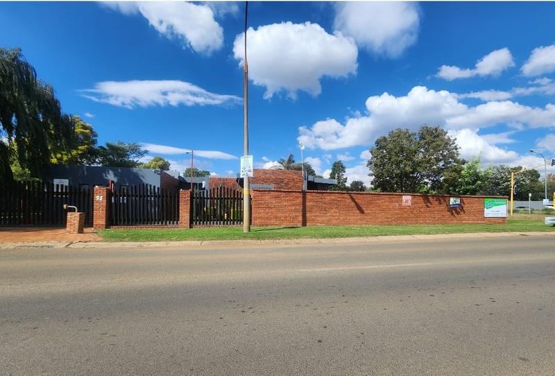Commercial Property for Sale in Brackenhurst Gauteng
