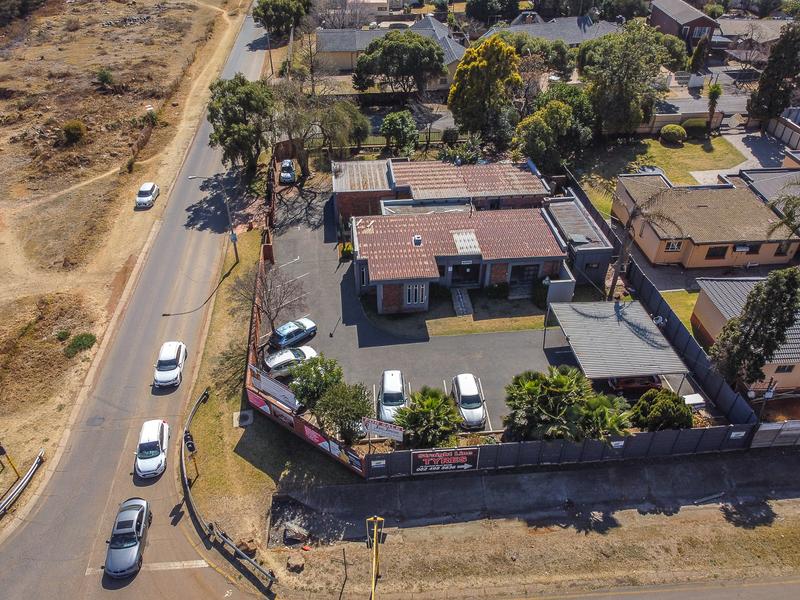 Commercial Property for Sale in Brackenhurst Gauteng