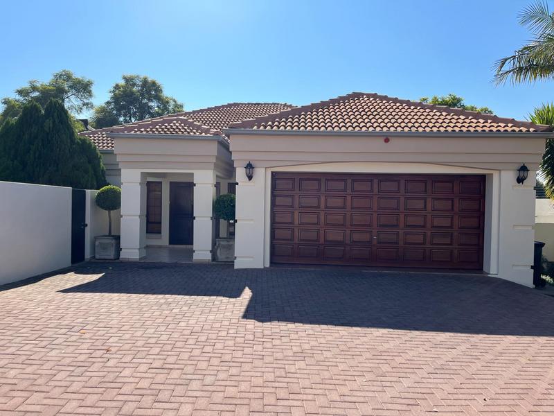 3 Bedroom Property for Sale in Waterkloof Ridge Gauteng