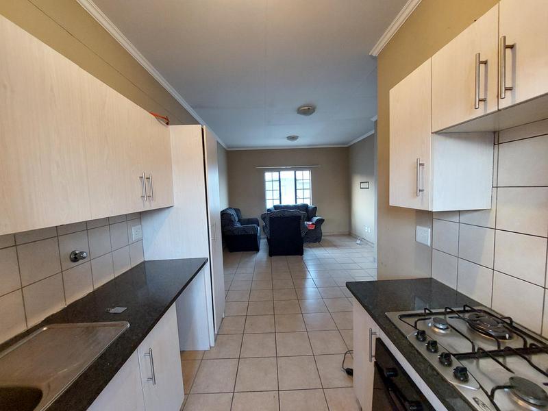 To Let 2 Bedroom Property for Rent in Noordwyk Gauteng