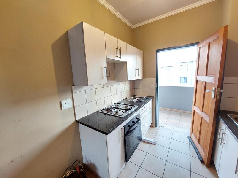 To Let 2 Bedroom Property for Rent in Noordwyk Gauteng