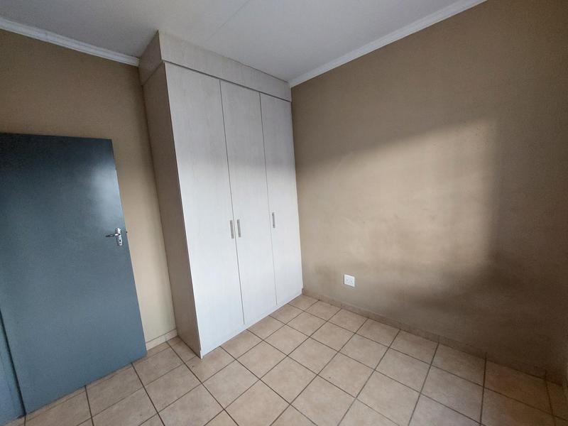 To Let 2 Bedroom Property for Rent in Noordwyk Gauteng