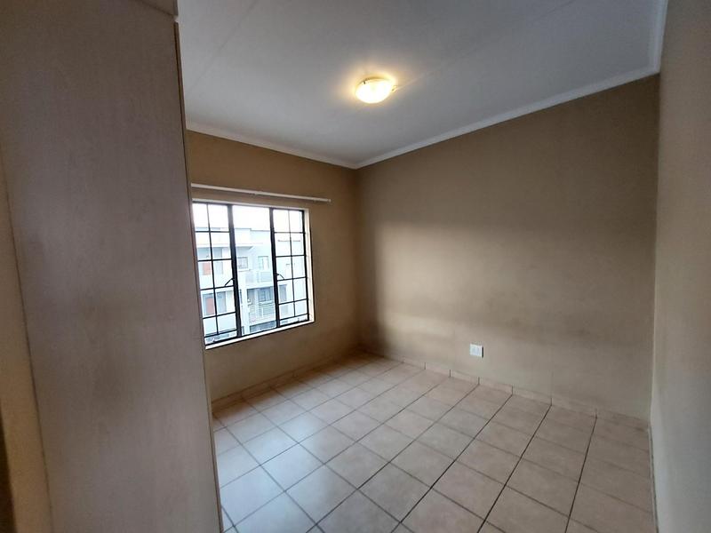 To Let 2 Bedroom Property for Rent in Noordwyk Gauteng