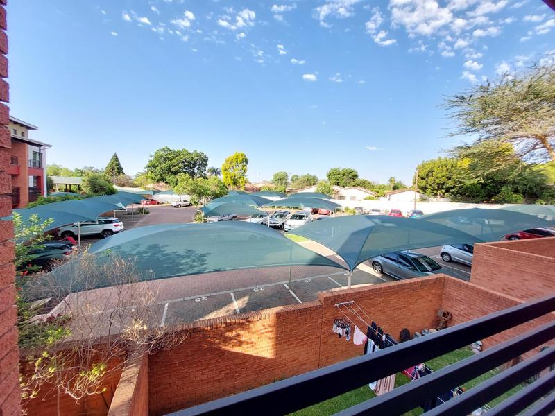 2 Bedroom Property for Sale in Douglasdale Gauteng