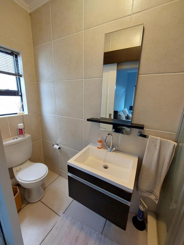 2 Bedroom Property for Sale in Douglasdale Gauteng