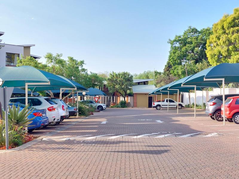 2 Bedroom Property for Sale in Douglasdale Gauteng