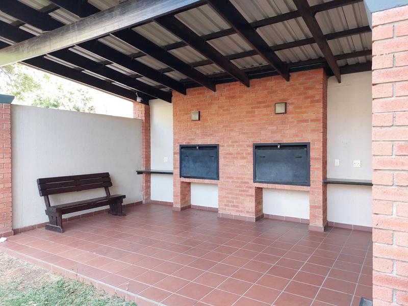 2 Bedroom Property for Sale in Douglasdale Gauteng