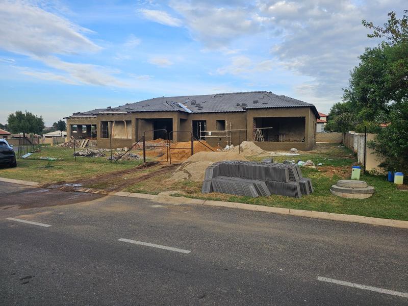 3 Bedroom Property for Sale in Arundo Estate Gauteng