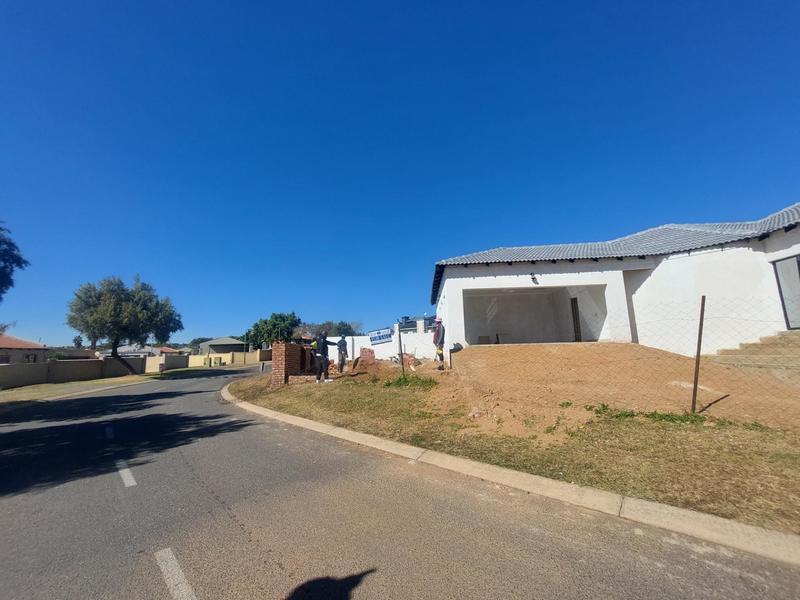 3 Bedroom Property for Sale in Arundo Estate Gauteng