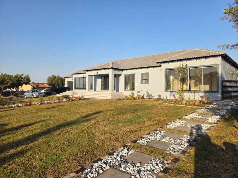 3 Bedroom Property for Sale in Arundo Estate Gauteng