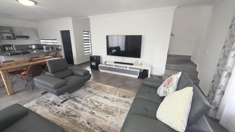 3 Bedroom Property for Sale in Thatchfield Gauteng