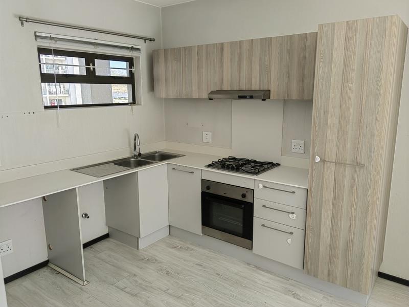 To Let 2 Bedroom Property for Rent in Broadacres Gauteng