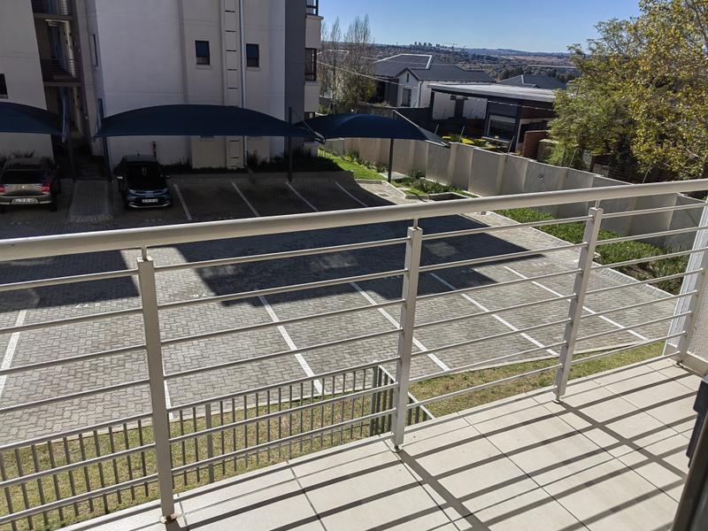 To Let 2 Bedroom Property for Rent in Broadacres Gauteng