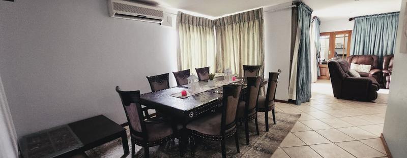 4 Bedroom Property for Sale in Moreleta Park Gauteng