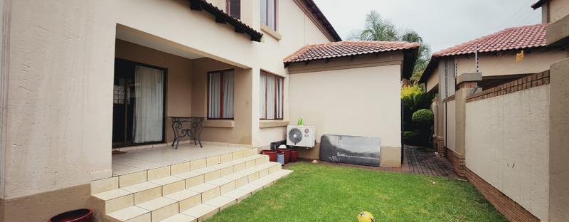 4 Bedroom Property for Sale in Moreleta Park Gauteng