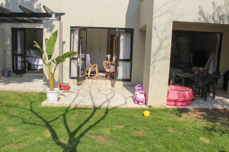 To Let 2 Bedroom Property for Rent in Lonehill Gauteng