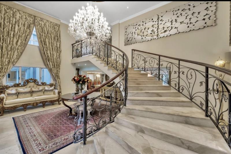 7 Bedroom Property for Sale in Hyde Park Gauteng