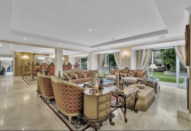 7 Bedroom Property for Sale in Hyde Park Gauteng