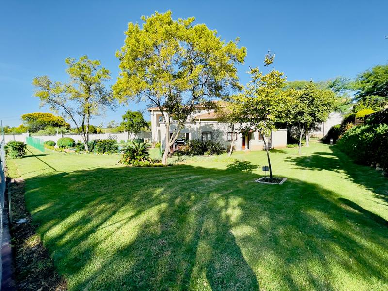 2 Bedroom Property for Sale in Paulshof Gauteng