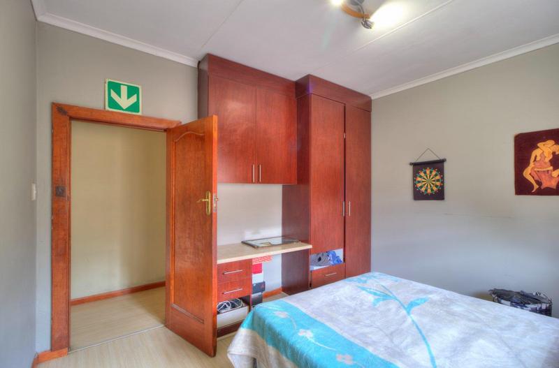 5 Bedroom Property for Sale in Florida Gauteng