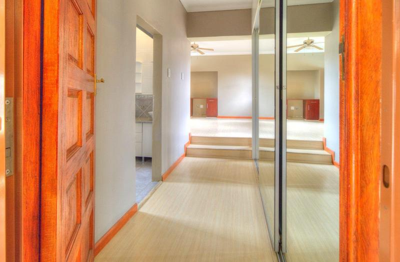 5 Bedroom Property for Sale in Florida Gauteng