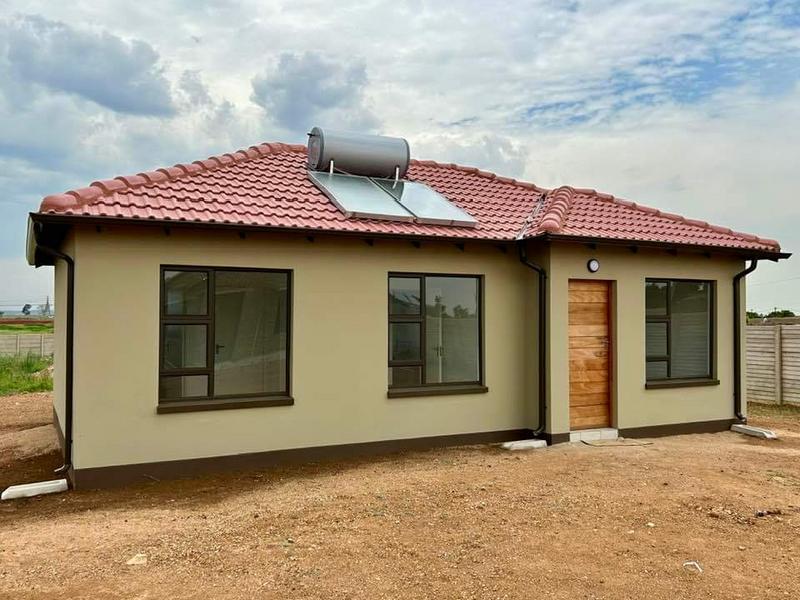 2 Bedroom Property for Sale in Crystal Park Gauteng