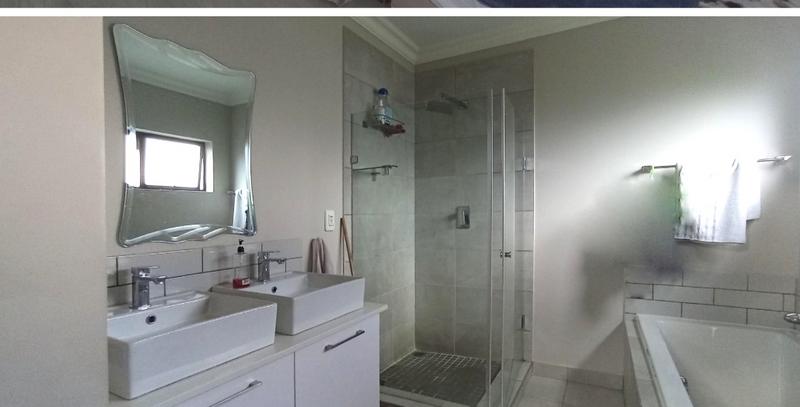 4 Bedroom Property for Sale in Ridgeway Gauteng