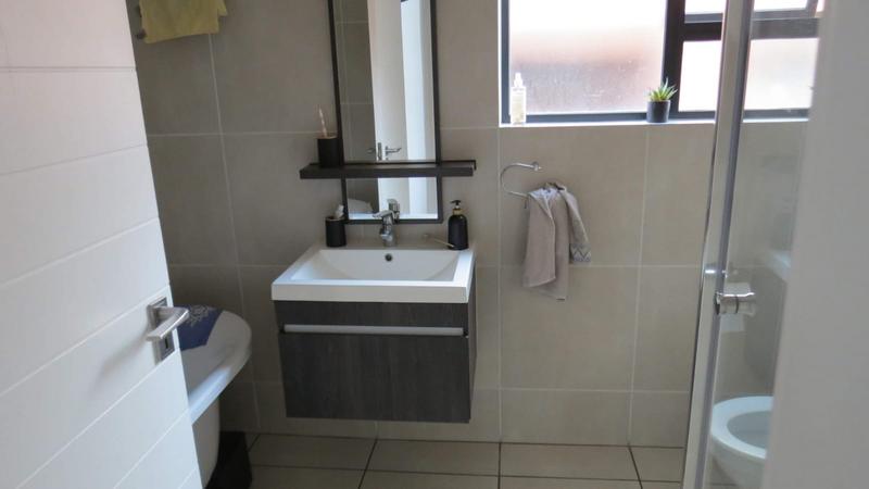 3 Bedroom Property for Sale in North Riding Gauteng