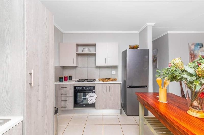 2 Bedroom Property for Sale in Protea Glen Gauteng