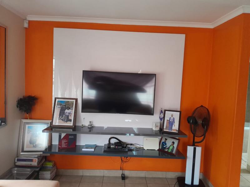 2 Bedroom Property for Sale in Centurion Gauteng