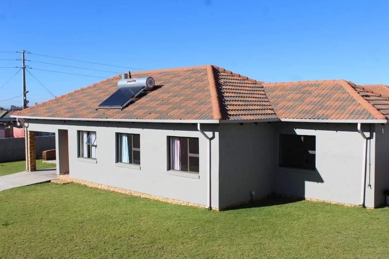 3 Bedroom Property for Sale in Azaadville Gauteng