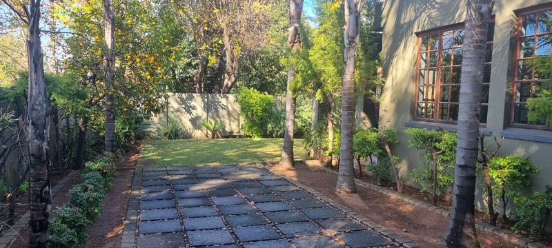 4 Bedroom Property for Sale in Lisdogan Park Gauteng