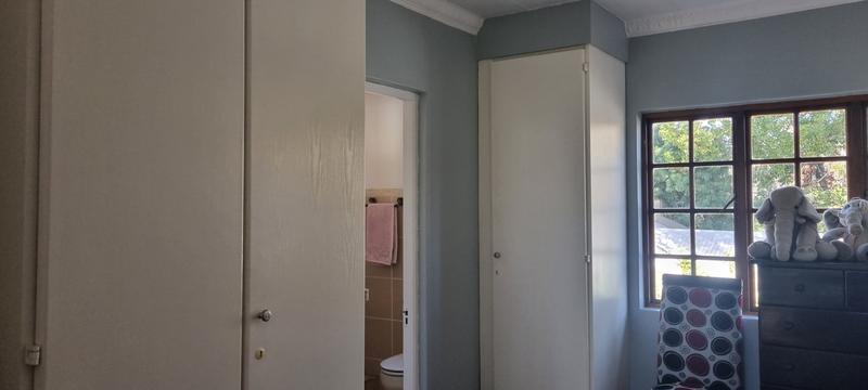 4 Bedroom Property for Sale in Lisdogan Park Gauteng