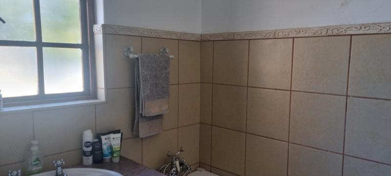 4 Bedroom Property for Sale in Lisdogan Park Gauteng