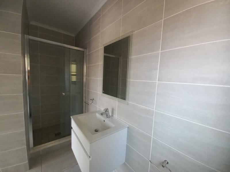To Let 3 Bedroom Property for Rent in Waterfall Gauteng
