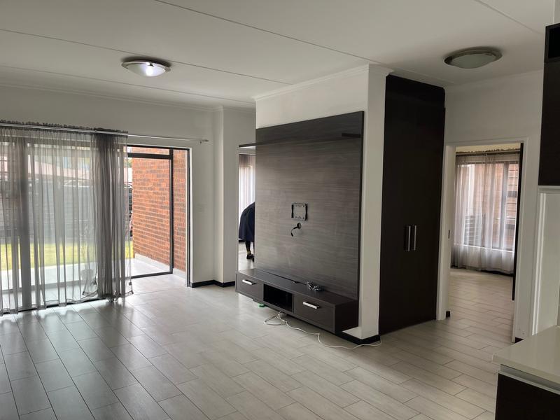 3 Bedroom Property for Sale in Greenstone Hill Gauteng